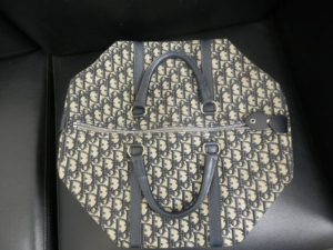 買取大吉八尾店へディオールをお持ちいただきました。平野、志紀、東大阪、布施、瓢箪山、若江岩田、藤井寺、柏原。