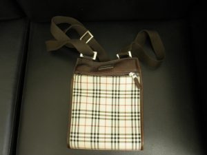 買取大吉八尾店へバーバリーをお持ちください。平野、志紀、東大阪、若江岩田、瓢箪山、柏原、布施、藤井寺。