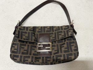FENDI フェンディ バッグ ブランド