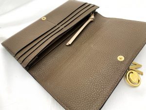 【クロエ（Chloé） アルファベット ロングウォレット】