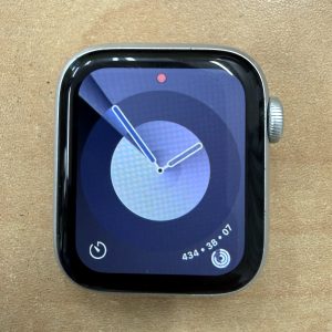 「Apple Watch SE 第2世代」 GPSモデル 40mm