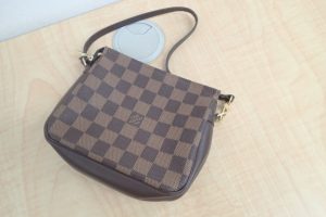 ヴィトンのポーチをお買取いたしました♪人気ブランドを売るなら大吉ゆめタウン八代店へ！