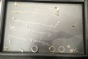身に付けなくなったネックレスなど多数お買取♪貴金属を売るなら大吉ゆめタウン八代店へ!