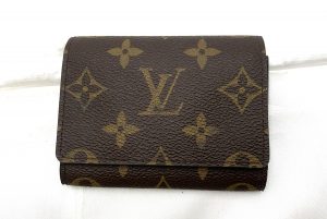 LVモノグラムのカードケース