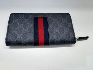 ブランド財布をお買取り致しました♪大吉ミレニア岩出店です!ブランド財布をお買取り致しました♪大吉ミレニア岩出店です!