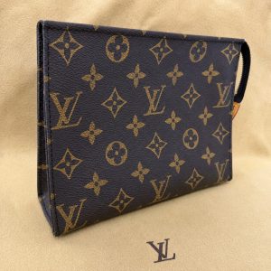 LV モノグラム ポッシュトワレット