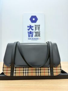 【ブランドバッグ買取】バーバリー(Burberrys) チェック柄 ヴィンテージ ハンドバッグ - 広島市安佐南区八木の買取大吉 ラ・ムー八木店
