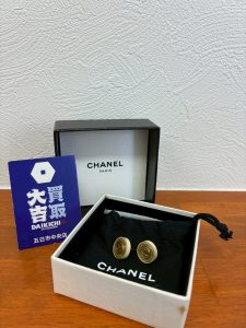 広島市五日市の買取専門店で高価買取したシャネル(CHANEL)ココマークのヴィンテージイヤリング