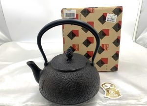 「岩鋳（いわちゅう）」の『鉄瓶』