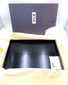 立派な箱に入った状態でのお持ち込みです。