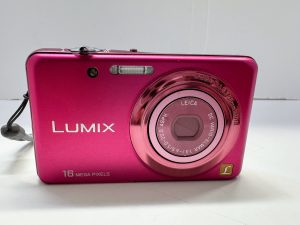 カメラをお買取り致しました♪大吉ミレニア岩出店です!カメラをお買取り致しました♪大吉ミレニア岩出店です!