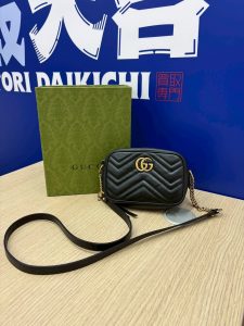 【出張買取対応】広島市五日市の買取大吉五日市中央店が高価買取した箱付きのグッチ（GUCCI）GGマーモントの黒いショルダーバッグ