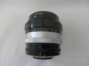 カメラのレンズを買取大吉八尾店へお持ちいただきました。東大阪、平野、志紀、布施、柏原、瓢箪山、若江岩田、加美、小阪。