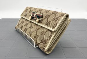GUCCI(グッチ)長財布