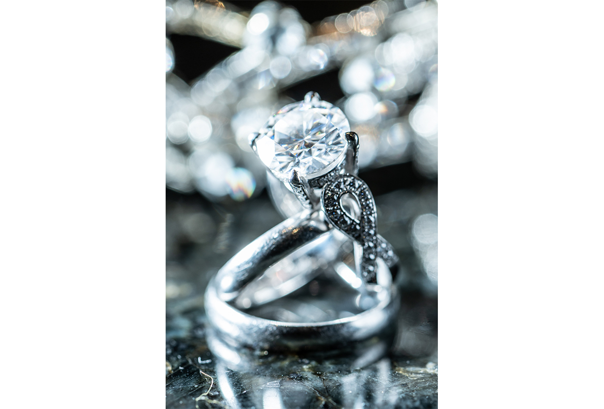 ダイヤモンドの価値はどのように決まる 4cとは 最新相場で高価買取なら 大吉